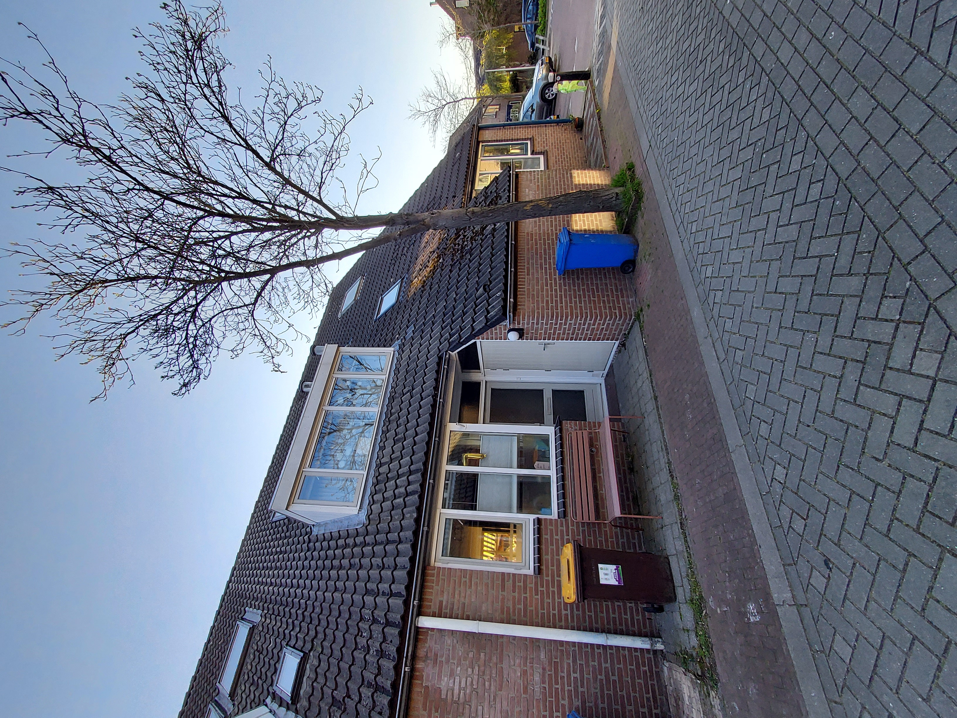 Voorkant buitenkant huis.jpg